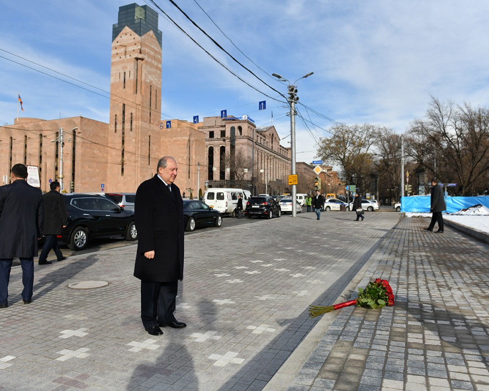 Президент Армении почтил память жертв трагических событий 1 марта 2008 года
