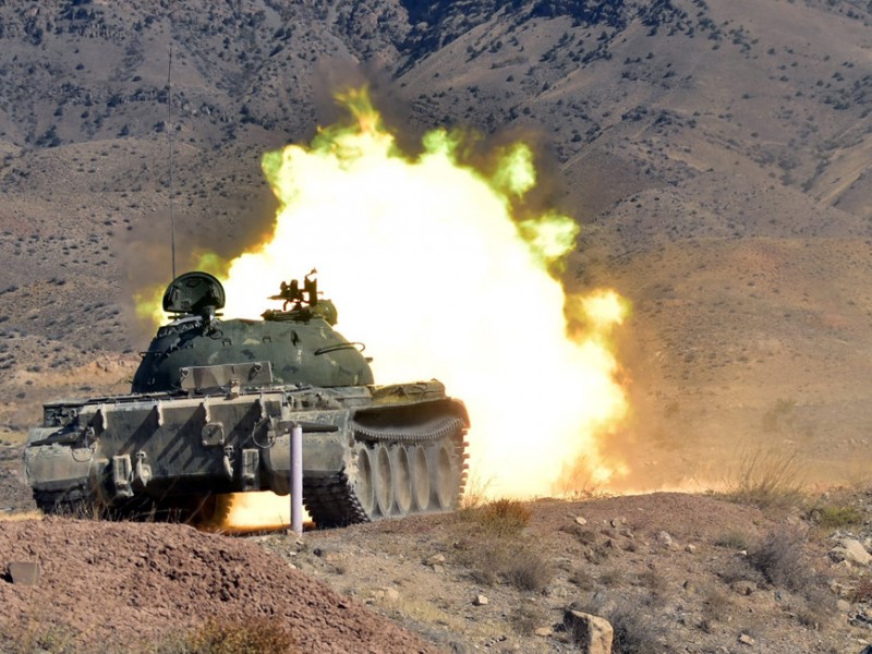 МО Армении: проведены тактические учения с привлечением танковых частей