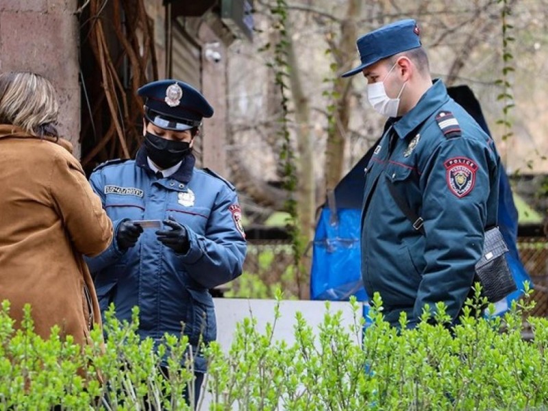  В Доме культуры Эчмиадзина обнаружено тело сержанта полиции 
