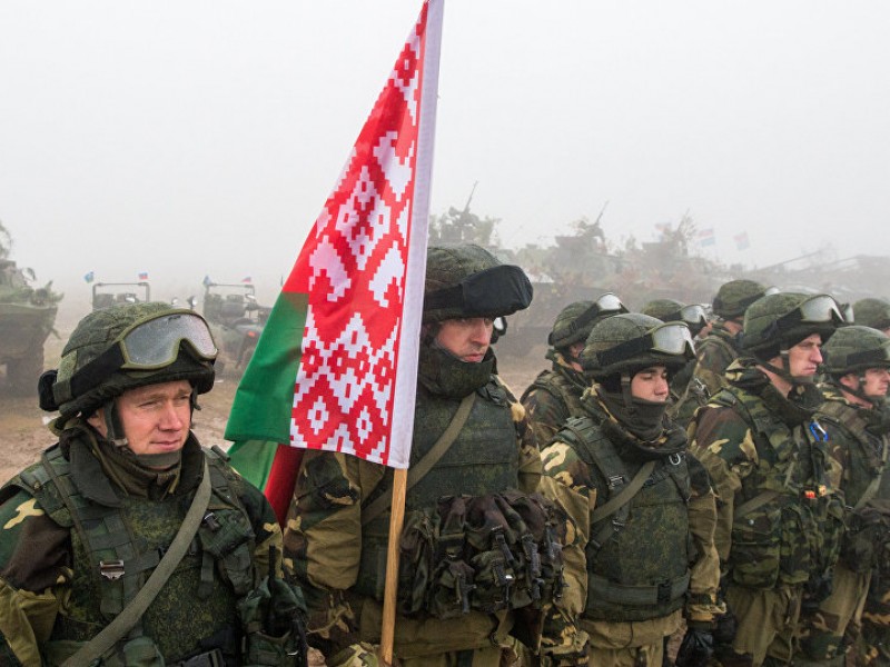 Лукашенко: белорусские войска не принимают участия в российской спецоперации в Донбассе