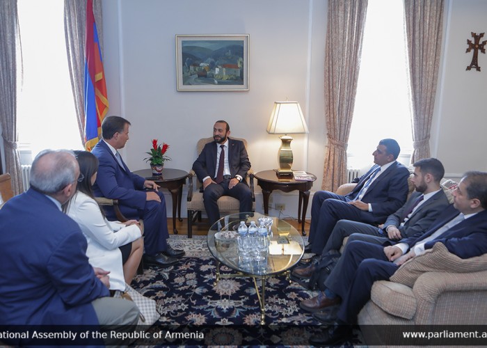 Арарат Мирзоян встретился в Вашингтоне с представителями армянских организаций