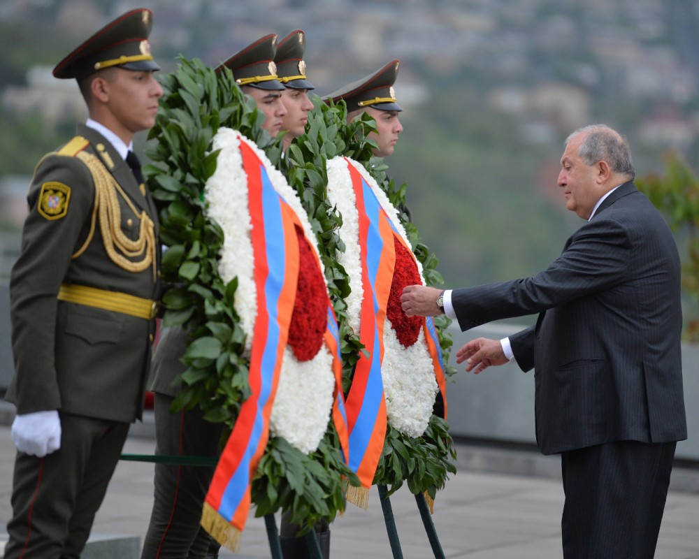 Руководство Армении посетило парк «Победы»