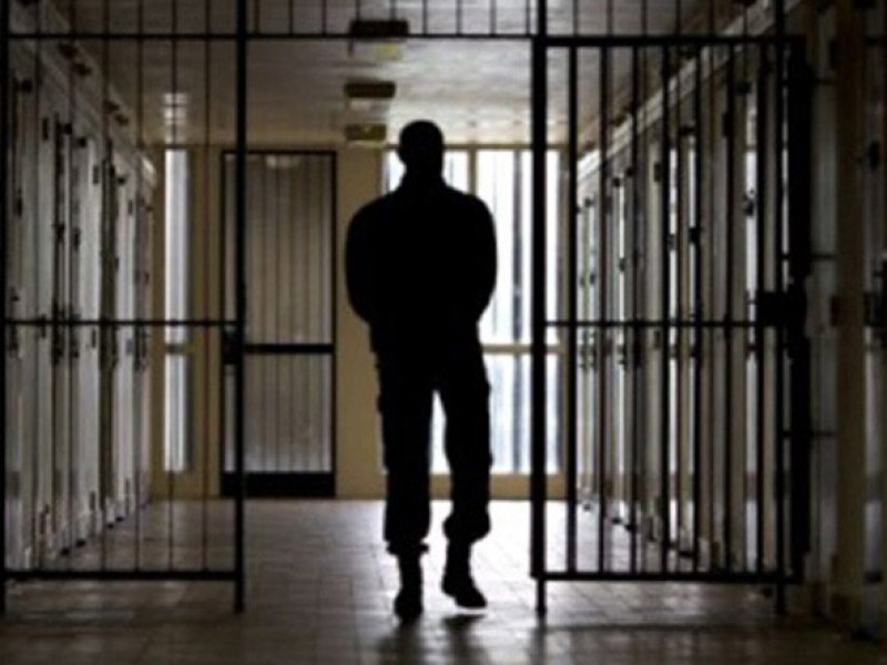 «Травку» курили вместе с сотрудником тюрьмы: Минюст Армении о «постыдных» явлениях  