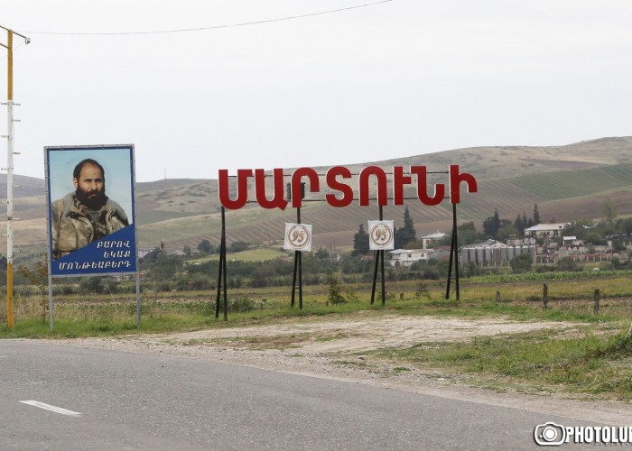 ВС Азербаиджана обстреливают Мартакерт и прилегающие деревни 