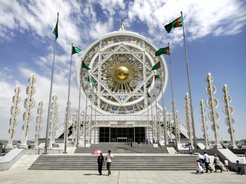 Президенты стран СНГ соберутся в Ашхабаде 11 октября