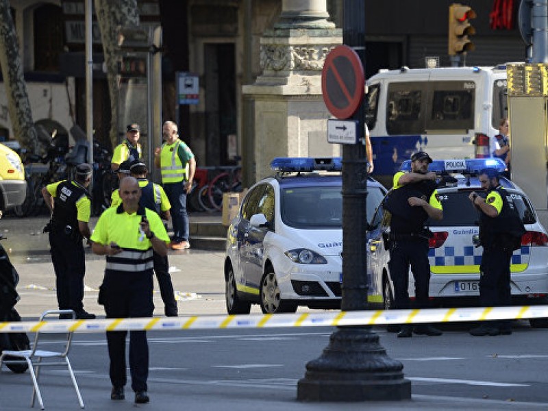 Ահաբեկչությունները ցնցեցին Իսպանիայի երկու քաղաքներ. երկրում եռօրյա սուգ է հայտարարվել
