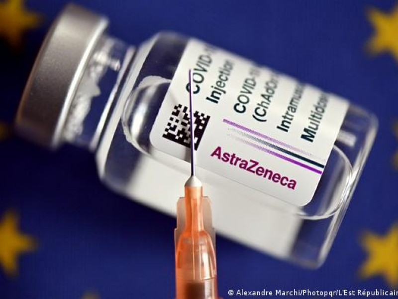 В ЕМА подтвердили связь между вакциной AstraZeneca и образованием тромбов