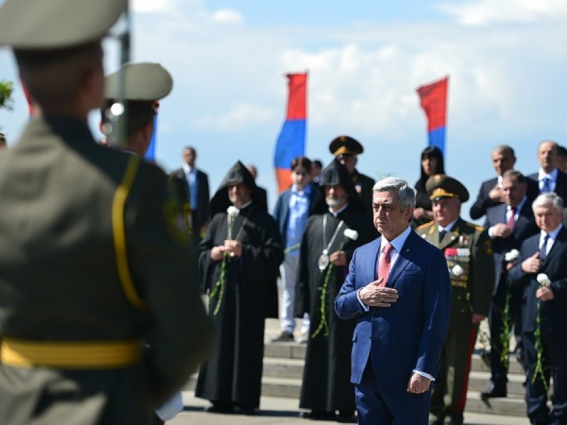 Президент: Армения никому не позволит переписать историю