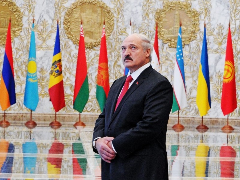 Лукашенко: внешние силы целенаправленно работают против СНГ