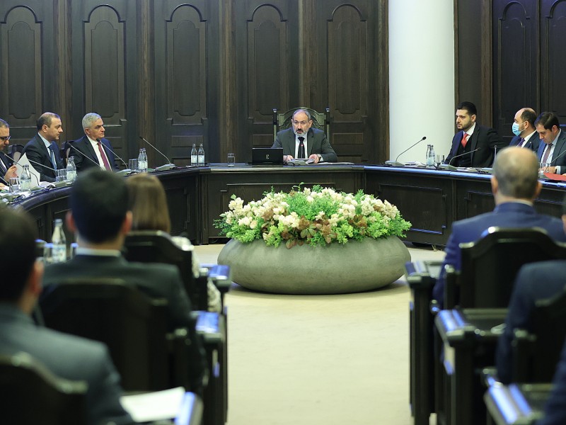 Правительство Армении урегулирует экспорт медного и молибденового концентрата