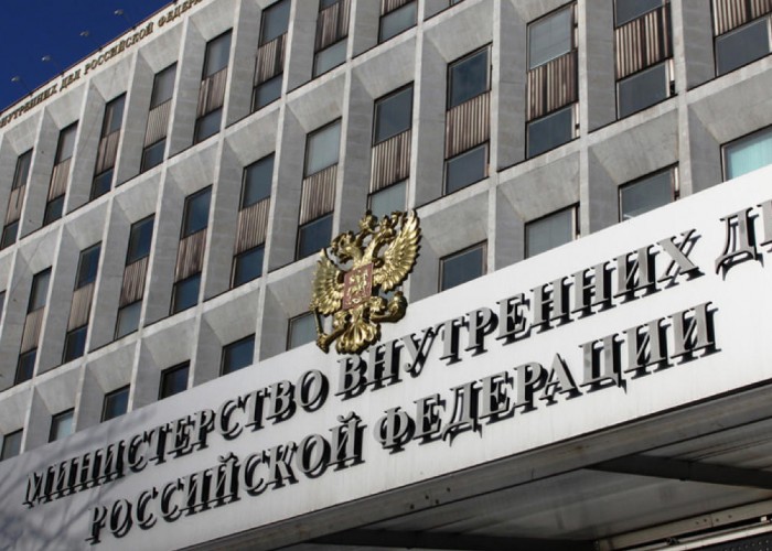В МВД хотят вынести за пределы РФ подготовку мигрантами документов для патента на работу