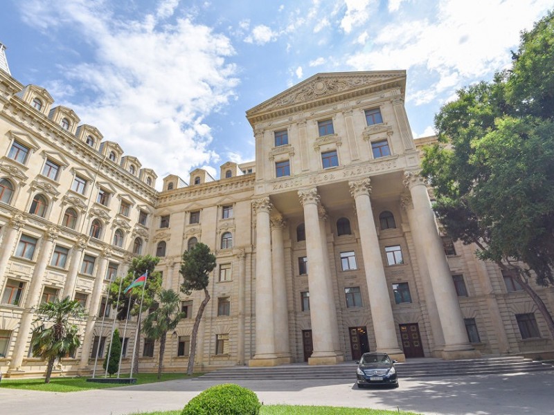 МИД Азербайджана обвинил Армению в «уничтожении переговоров по Карабаху»