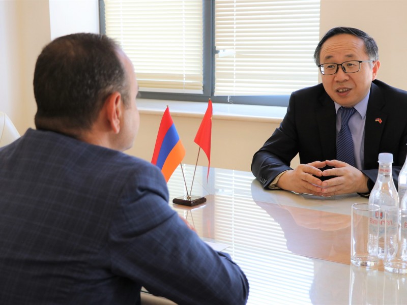 Заре Синанян и посол Китая надеятся на тесное сотрудничество
