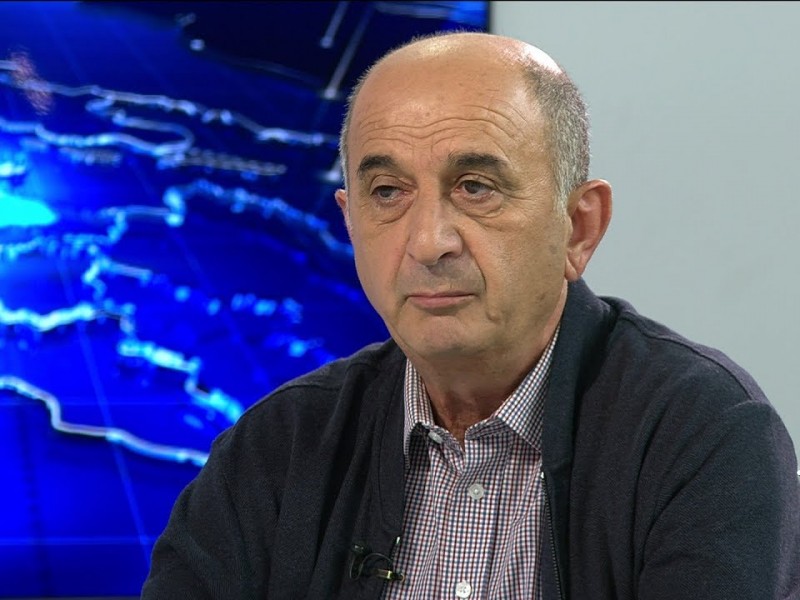 Виген Хачатрян: и Запад, и Россия исключают статус Арцаха вне Азербайджана