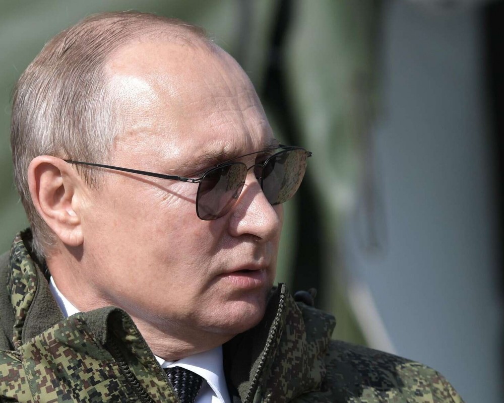 Песков назвал утверждения о двойниках Путина утками