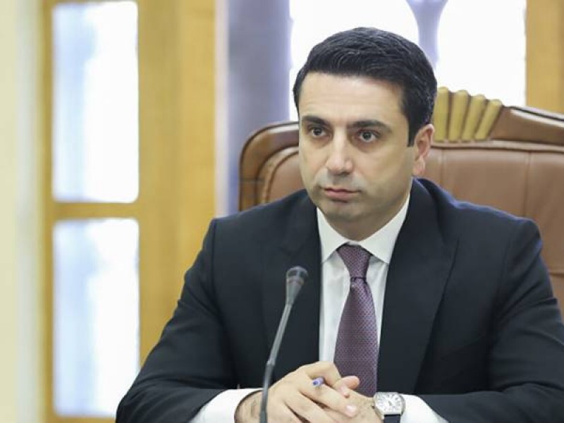 Ален Симонян считает позитивной возможность закупки газа у Азербайджана