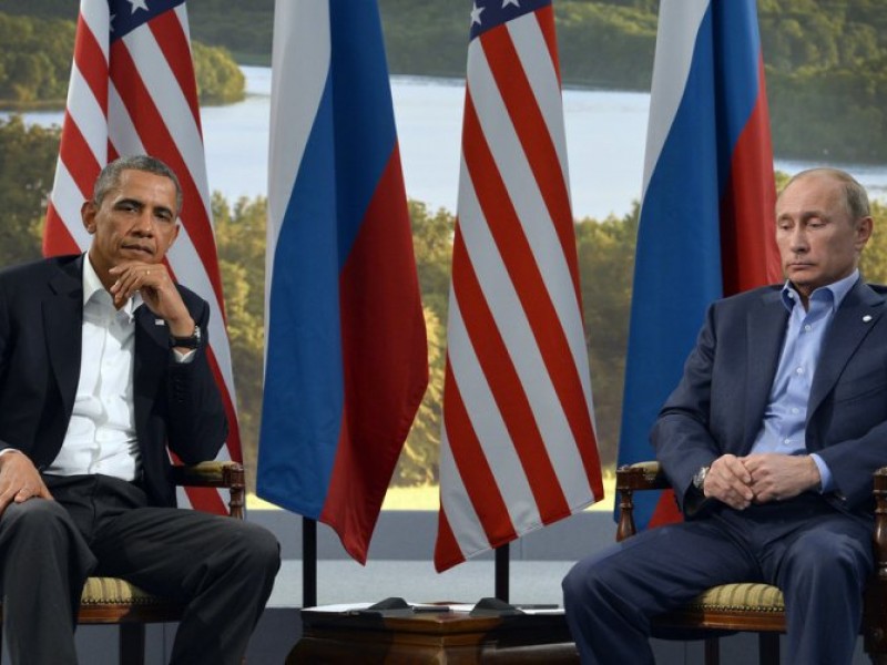 Политологи: антироссийская политика Барака Обамы несостоятельна 