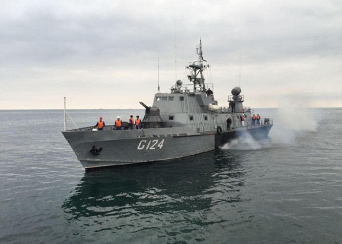 ВМС Азербайджана провели тактическое учение