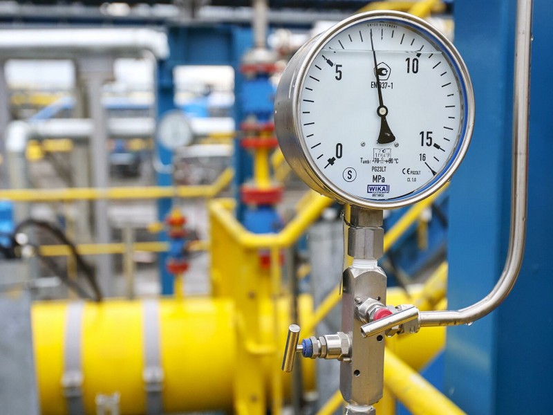 Цена на газ в Европе впервые в истории превысила 900 долларов за тысячу кубометров