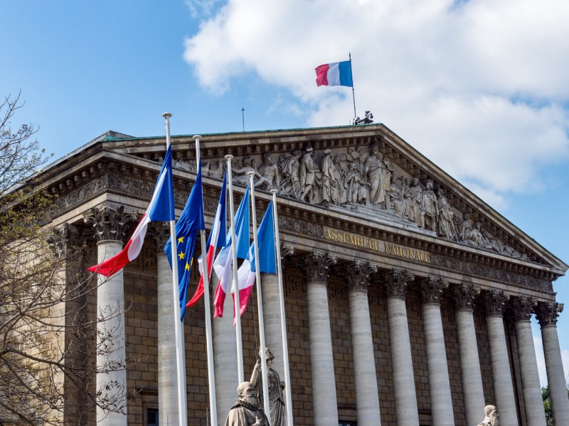 Ֆրանսիայի խորհրդարանում Արցախի հայերի էթնիկ զտումը դատապարտող բանաձեւ է ընդունվել 