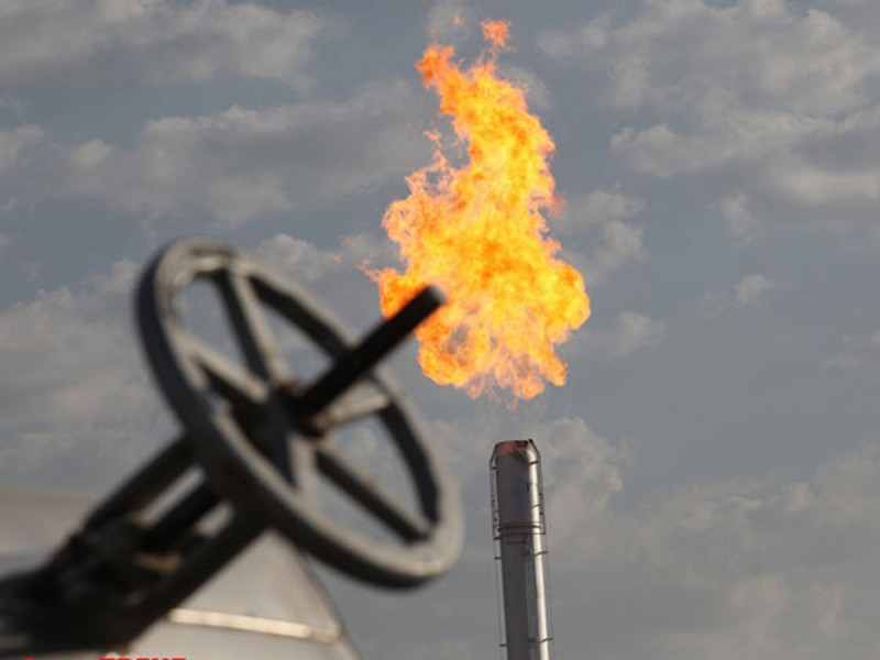 Иран и Азербайджан намерены создать совместную нефтяную компанию