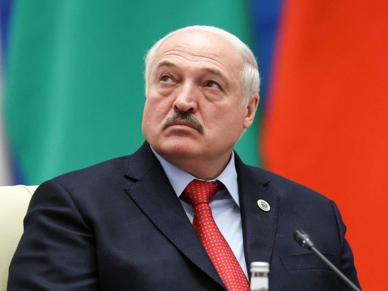 Вы еще мучиться со мной будете долго: Лукашенко сказал, что пока не собирается умирать