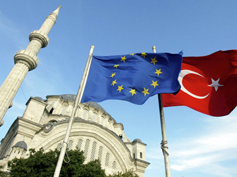 Եվրախորհրդարանը կրճատել է Թուրքիային հատկացվող ֆինանսական աջակցությունը