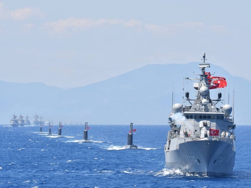 Турция проводит крупнейшие в своей  истории морские учения