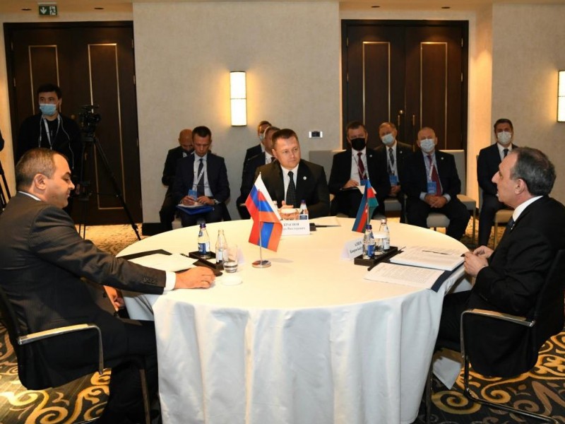 Генпрокуроры Армении, России и Азербайджана провели трехстороннюю встречу в Нур-Султане