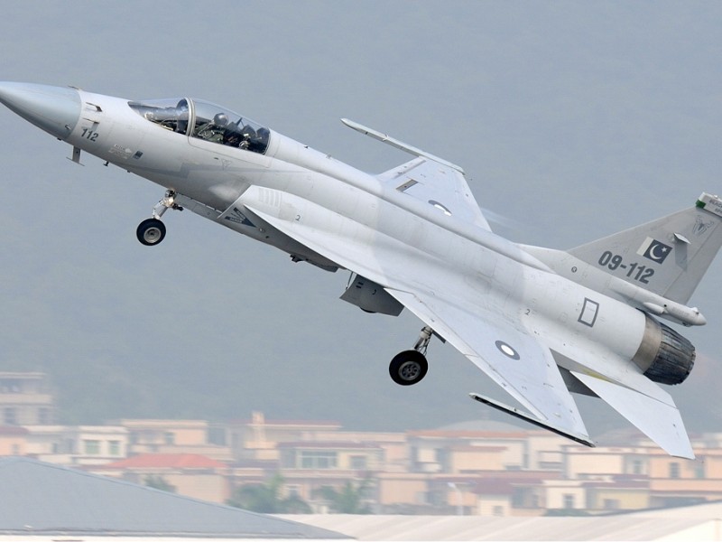 Военный эксперт: «Супер Мушак» позволит подготовить военных летчиков для Азербайджана