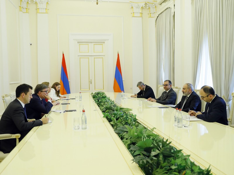 Пашинян принял руководителя Офиса Госдепа США по координации санкций 