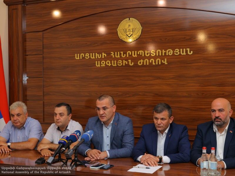 Политсилы НС заверяют: в повестке властей Армении нет какого-либо документа во вред Арцаха