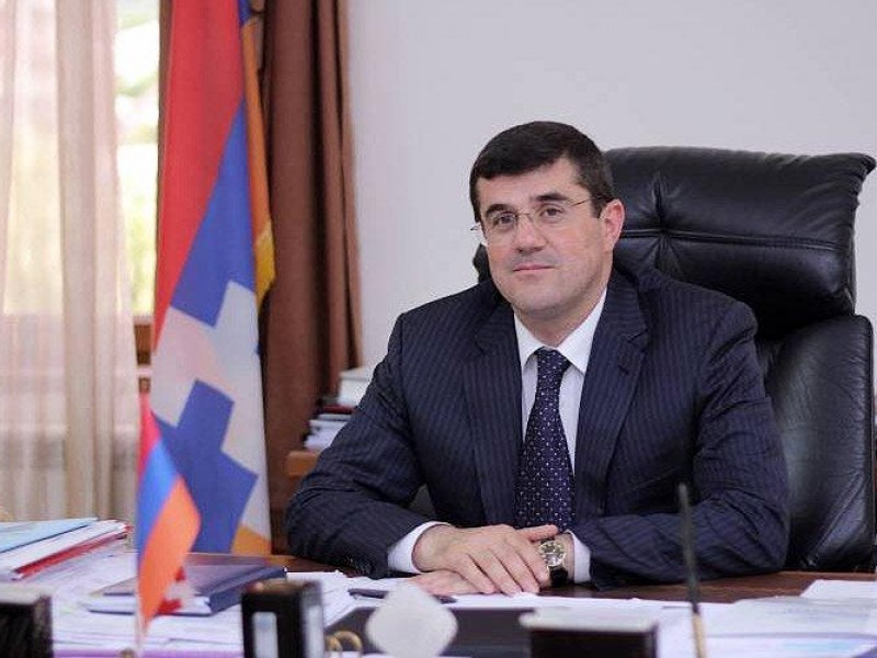 Араик Арутюнян освобожден с должности советника президента Карабаха 