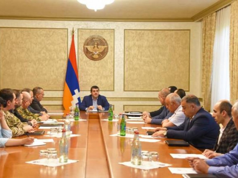  Араик Арутюнян созвал заседание Совета безопасности