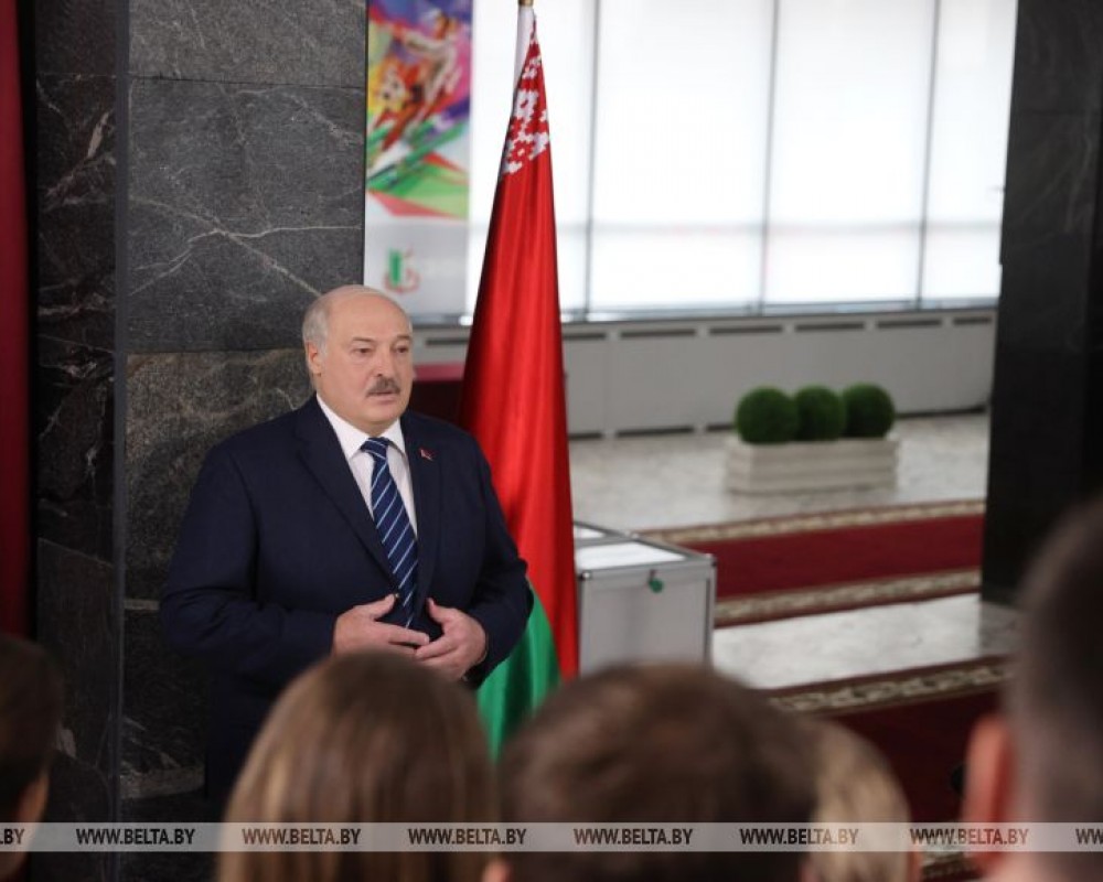 Не захочет Армения быть в ОДКБ - оно не рухнет, не разрушится: Лукашенко