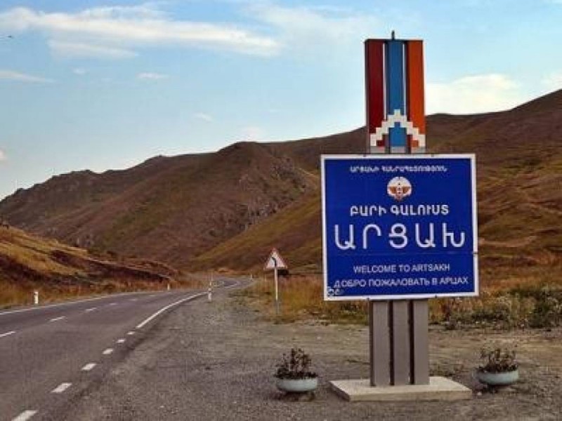 Ограничивается выезд лиц из Армении в Арцах