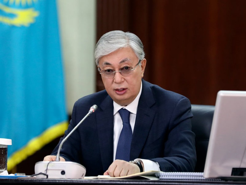 Токаев предложил провести осенью внеочередные выборы президента Казахстана 