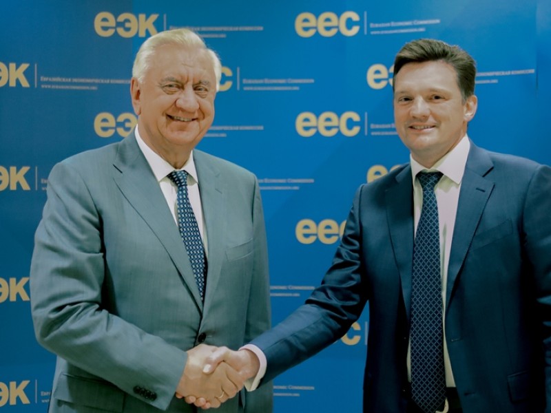 Председатель ЕЭК и председатель ЕАБР обсудили вопросы восстановления экономик стран ЕАЭС
