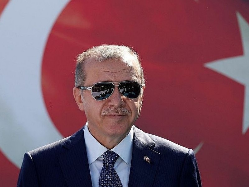 Суд приговорил бывшего военного советника Эрдогана к пожизненному заключению