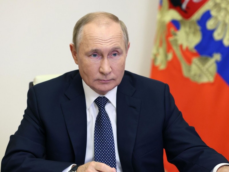 Путин: Россия делает все для создания системы равной и неделимой безопасности 
