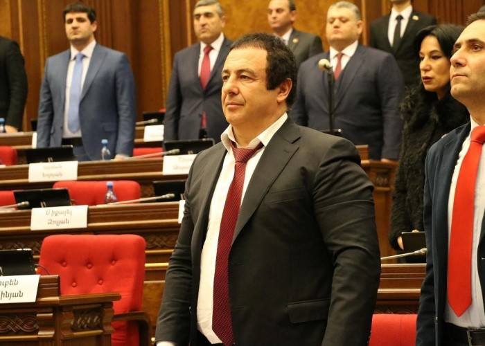 Совет парламента обратится в КС для лишения Царукяна депутатского мандата
