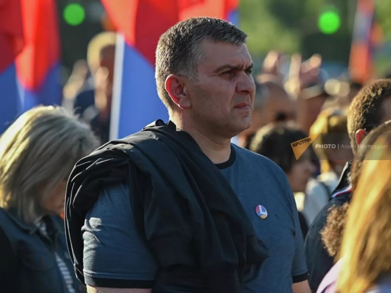 Правительство Пашиняна убирает из армии принципиальных офицеров - Грант Мелик-Шахназарян