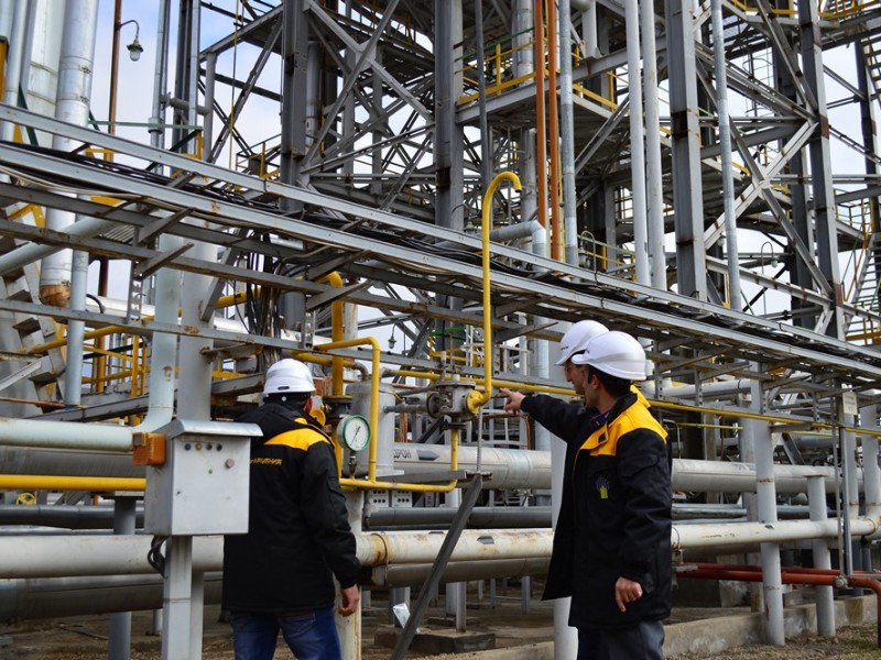 Иран построит нефтеперерабатывающий завод в Сирии