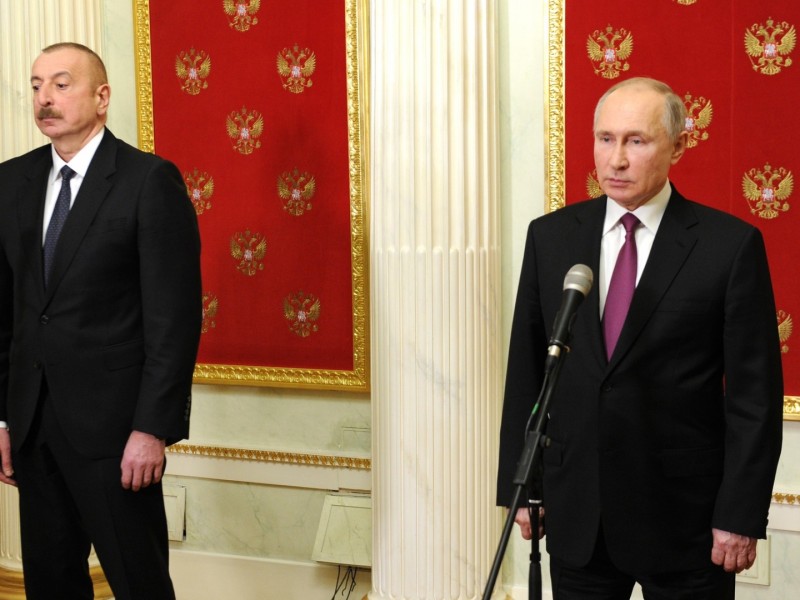 Ушаков: Путин и Алиев обсудят ситуацию вокруг Карабаха и российских миротворцев