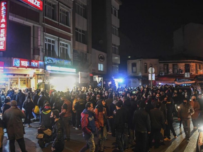 Объявленный в крупных городах Турции комендантский час погрузил страну в хаос - EADaily