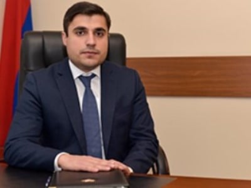 Снят с должности заместитель главного судебного пристава Армении