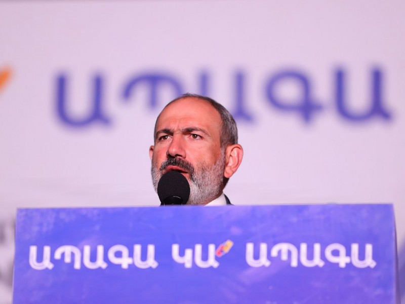 Бениамин Матевосян: В Армении страной руководит партия войны и капитуляции