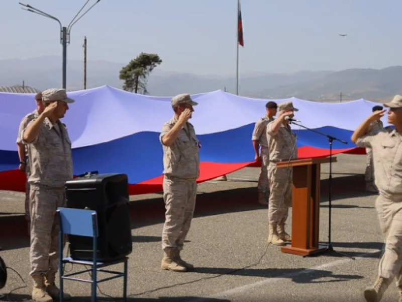 Впервые в Нагорном Карабахе был развернут 50-ти метровый флаг России