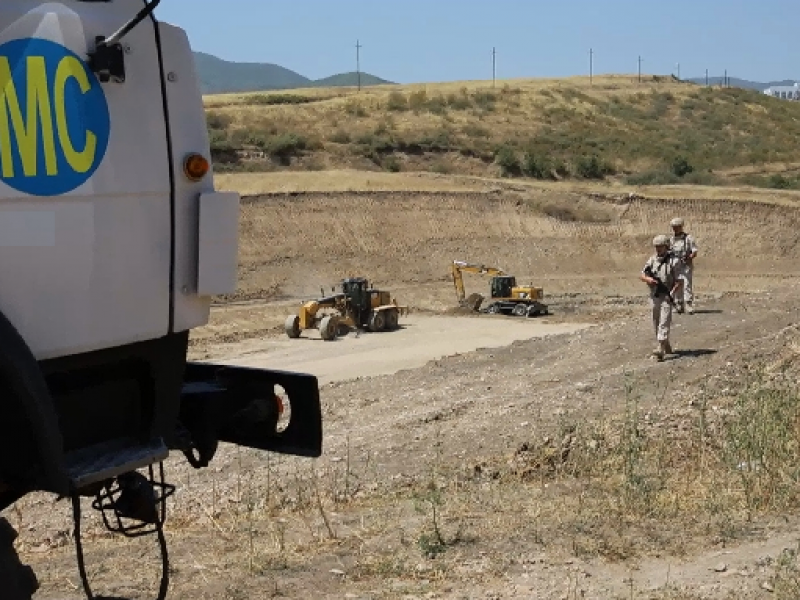 Миротворцы приступили к обеспечению безопасности строительства водохранилища в Карабахе