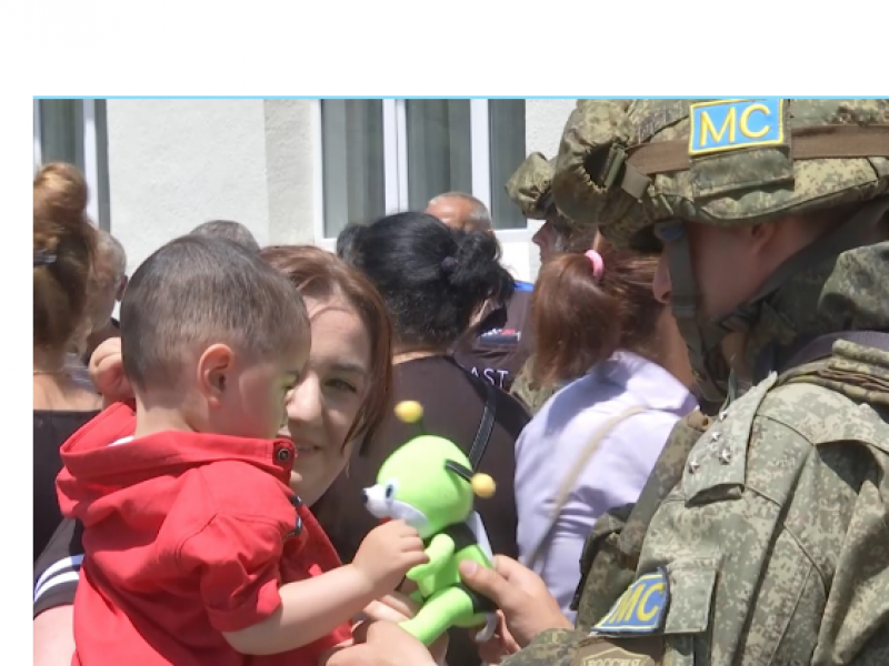 Российские миротворцы провели гуманитарно-медицинскую акцию в Аскеранском районе 